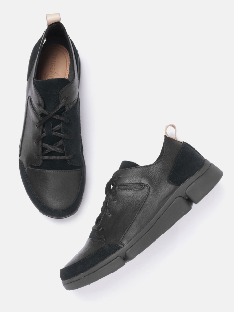 

Clarks Men Black Solid Leather Sneakers