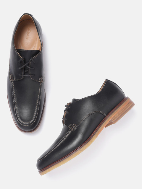 

Clarks Men Black Solid Leather Derbys