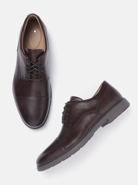 

Clarks Men Coffee Brown Solid Leather Formal Derbys