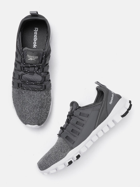 

Reebok Men Charcoal Grey Flex O Fusion Solid Running Shoes
