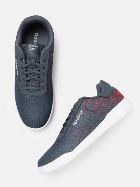 

Reebok Men Charcoal Grey Tread Lux Print Lite LP Running Shoes