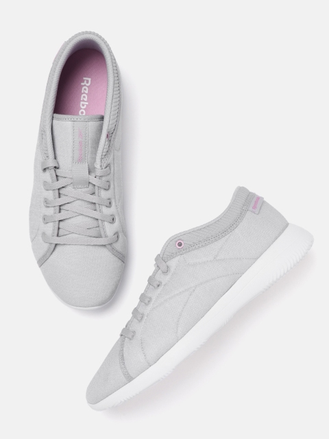 

Reebok Women Grey Solid Runaround Walking Shoes