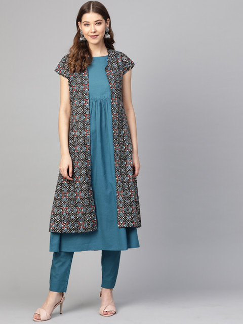 

SIAH Women Teal Blue & Black Printed Layered Kurta with Trousers