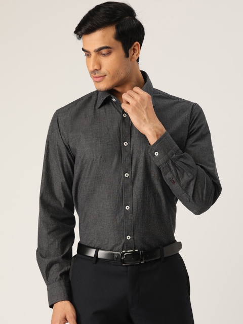 

STROP Men Charcoal Grey Relaxed Regular Fit Knitted Solid Formal Shirt