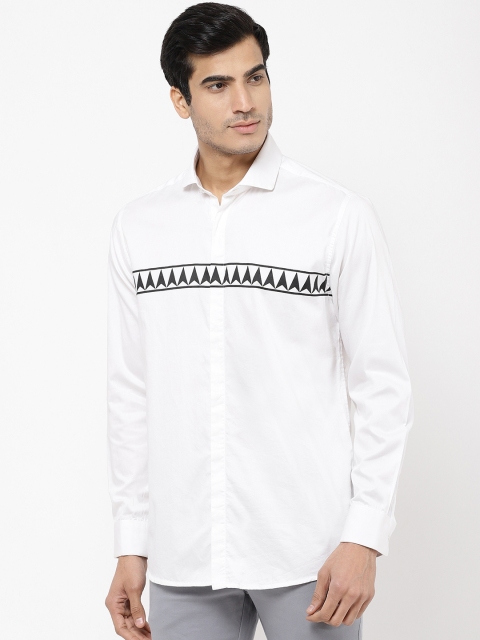

STROP Men White Slim Fit Solid Casual Shirt