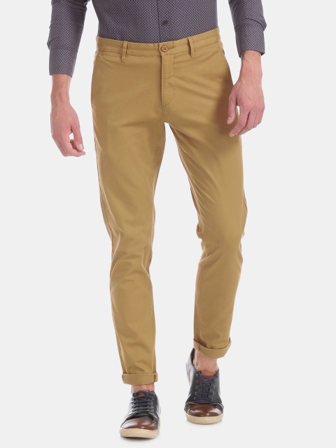 

U.S. Polo Assn. Men Khaki Slim Fit Solid Regular Trousers