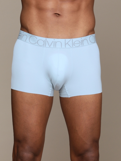 

Calvin Klein Underwear Men Blue Solid Low Rise Trunk NB1906GR4