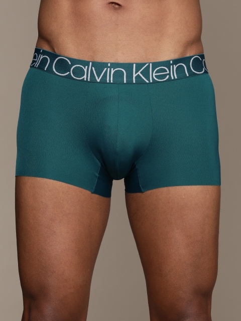

Calvin Klein Underwear Men Green Solid Low Rise Trunk NB1906OI6
