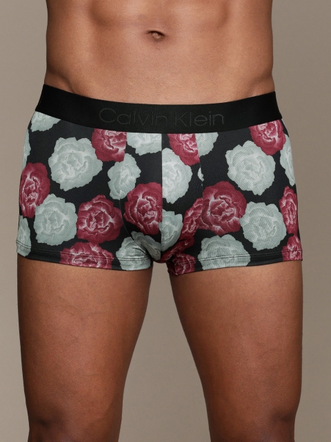 

Calvin Klein Underwear Men Black & Grey Printed Trunks NB2393PFB