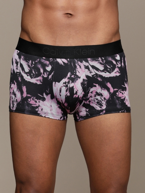 

Calvin Klein Underwear Men Black & Purple Printed Trunks NB2393FP9