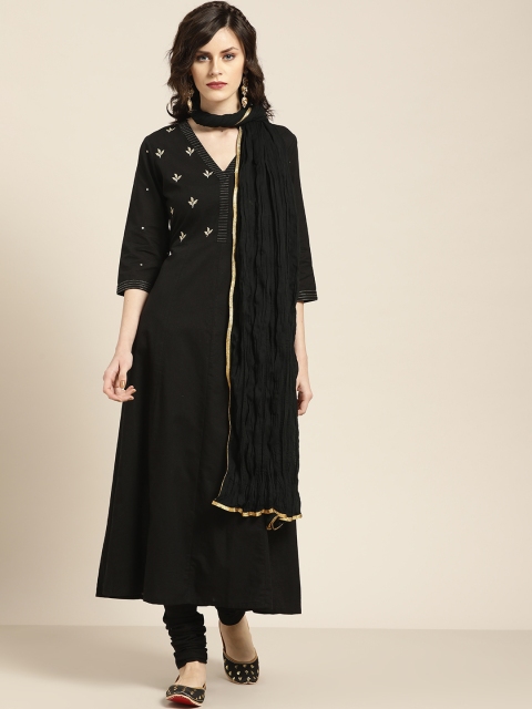 

Jaipur Kurti Women Black Yoke Design Kurta with Churidar & Dupatta