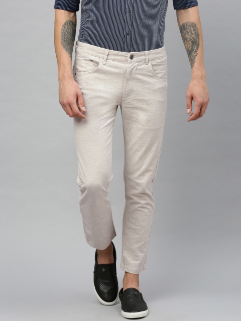 

SPYKAR Men Grey Tapered Fit Solid Chinos