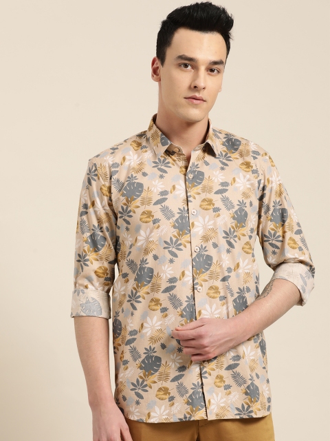 

SOJANYA Men Beige & Grey Regular Fit Printed Casual Shirt