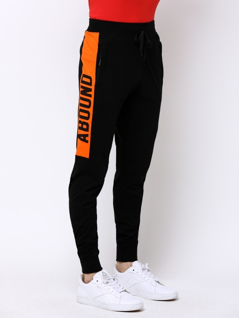 

Maniac Men Black Solid Slim-Fit Joggers
