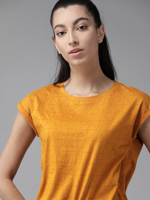 

Roadster Women Mustard Yellow & Navy Pure Cotton Printed Round Neck T-shirt