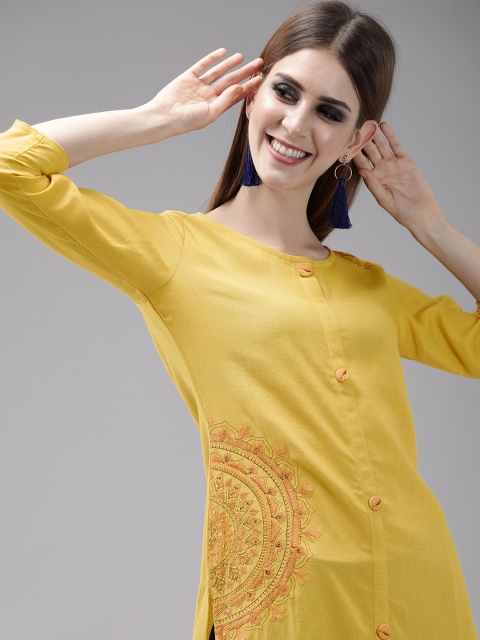 

Yufta Women Yellow Embroidered Straight Kurta