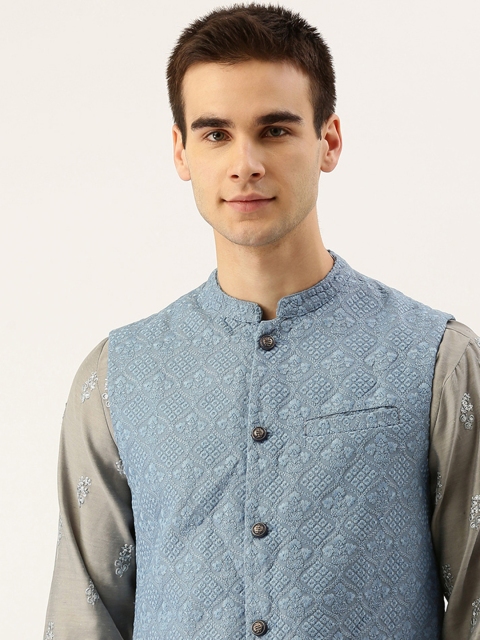 

House of Pataudi Men Blue Embroidered Nehru Jacket