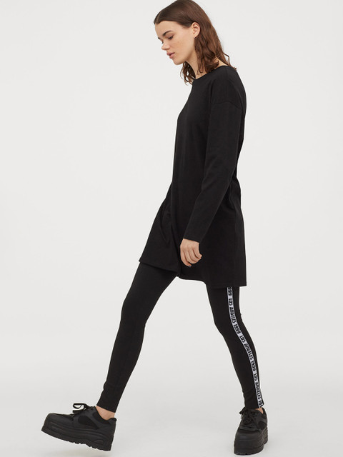 

H&M Women Black Solid Long-sleeved Tunic