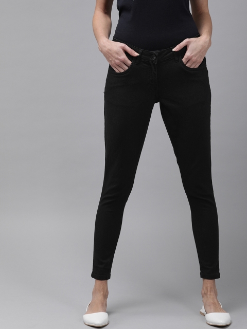 

Park Avenue Women Black Power Skinny Fit Low-Rise Clean Look Stretchable Jeans