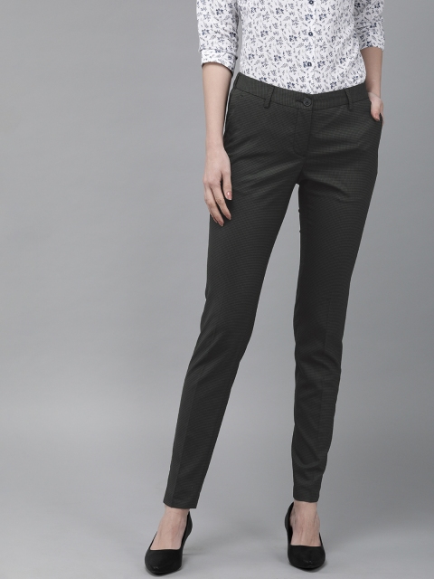 

Park Avenue Women Black Tapered Fit Cropped Checked Formal Trousers