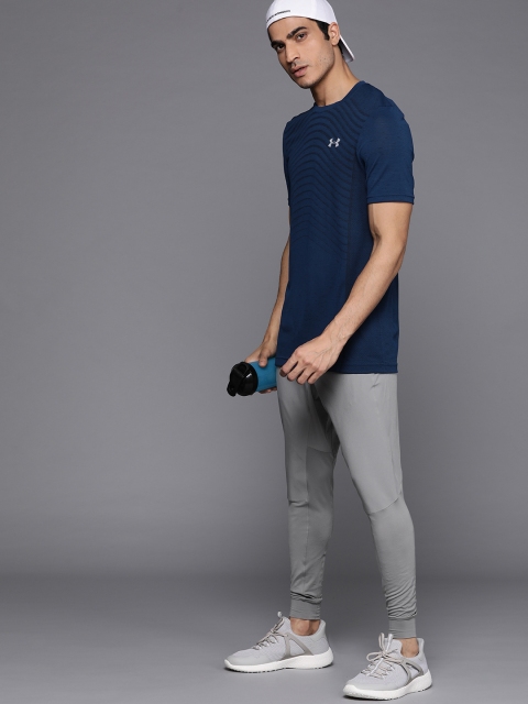 

UNDER ARMOUR Men Navy Blue Seamless Wave Self-Design Fitted Training T-shirt