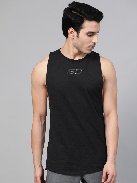 

UNDER ARMOUR Men Black SC30 Slim Fit Solid Round Neck Basketball T-shirt