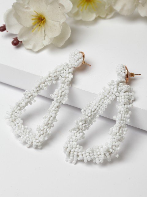 

AVANT-GARDE PARIS White Geometric Drop Earrings