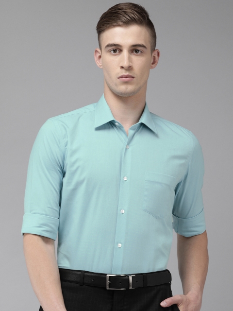 

Van Heusen Men Blue Slim Fit Solid Formal Shirt