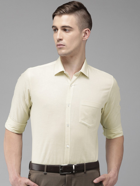 

Van Heusen Men Cream-Coloured Slim Fit Solid Formal Shirt