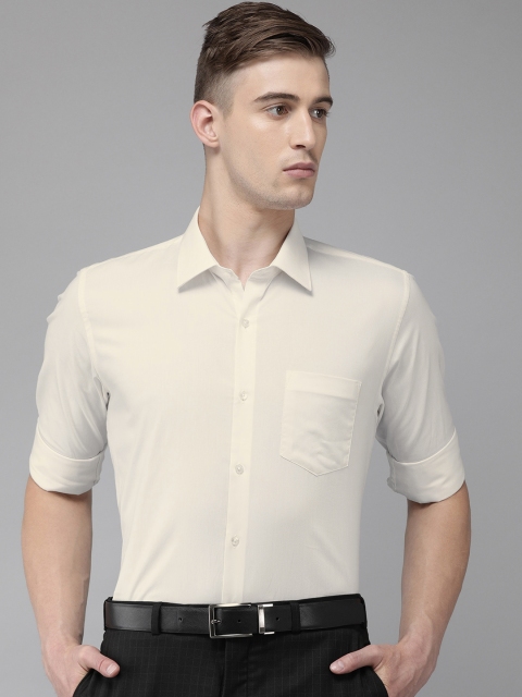 

Van Heusen Men Off-White Slim Fit Solid Formal Shirt