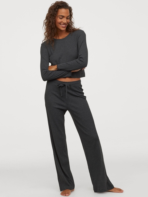 

H&M Women Black Solid Ribbed Night Suits