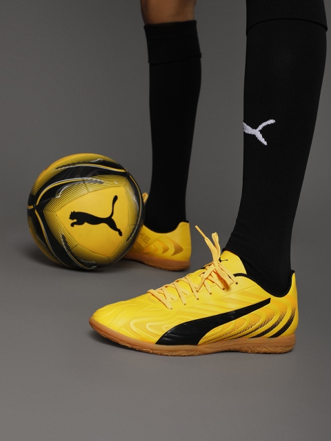 

Puma Men Yellow ONE 20.4 Football Shoes