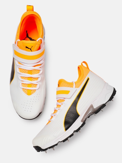 

Puma Men White 19.1 Bowling Cricket Shoes
