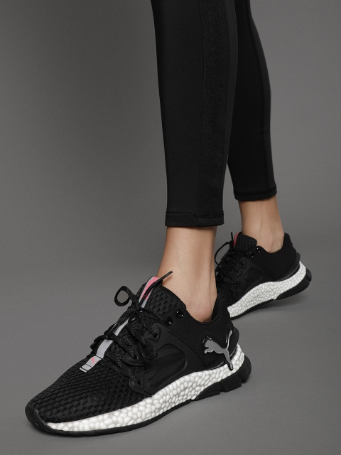 

Puma Women Black HYBRID Sky Running Shoes