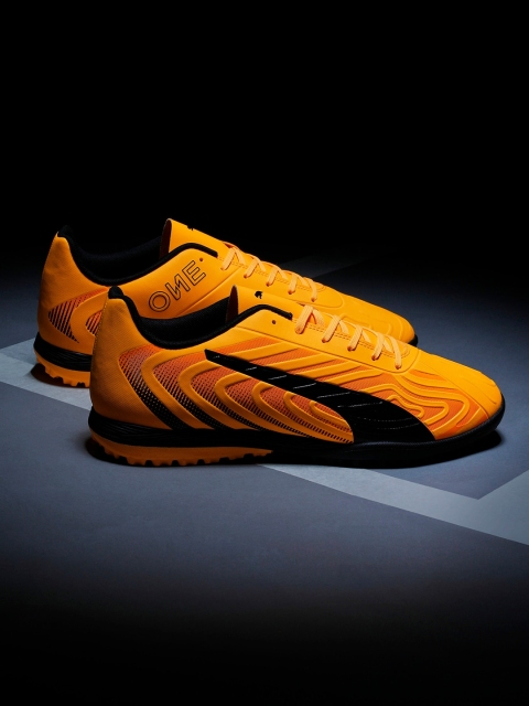 

Puma Men Yellow ONE 20.4 Football Shoes
