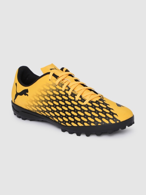 

Puma Men Yellow & Black Spirit III TT Football Shoes