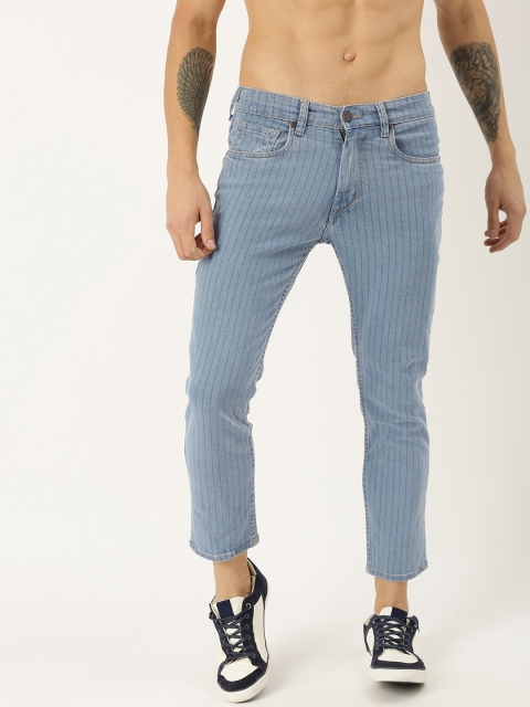 

Moda Rapido Men Blue Slim Mid-Rise Clean Look Stretchable Cropped Jeans with Print Detail