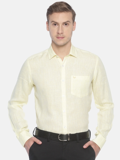 

Linen Club Men Yellow Regular Fit Solid Sustainable Formal Shirt