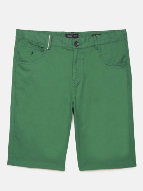 

Indian Terrain Boys Green Solid Regular Fit Regular Shorts