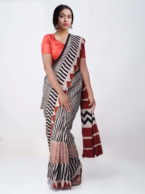 

Unnati Silks Cream-Coloured & Black Pure Cotton Striped Kota Handloom Sustainable Saree