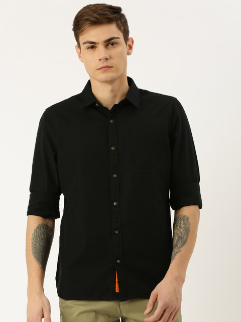 

SINGLE Men Black Regular Fit Solid Casual Shirt