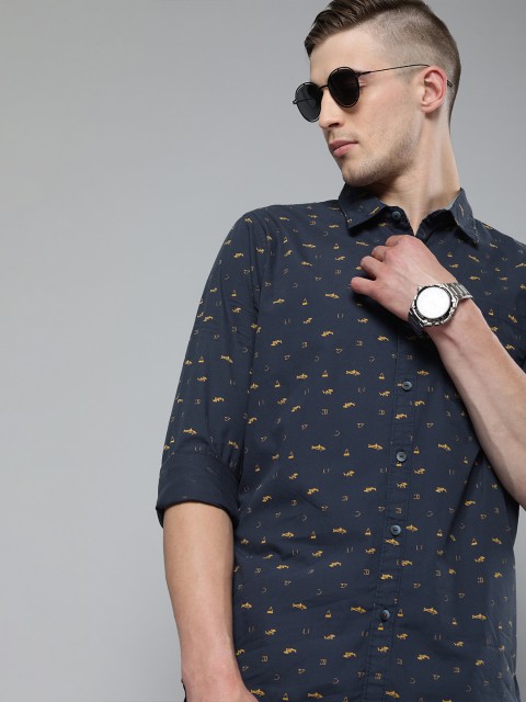 

SINGLE Men Navy Blue & Mustard Yellow Slim Fit Printed Casual Shirt