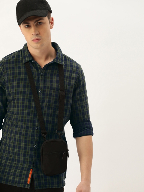 

SINGLE Men Navy Blue & Green Slim Fit Checked Casual Shirt
