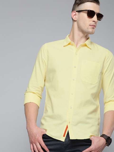 

SINGLE Men Yellow Slim Fit Solid Casual Shirt