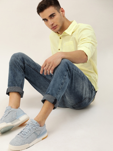 

SINGLE Men Yellow Slim Fit Solid Casual Shirt