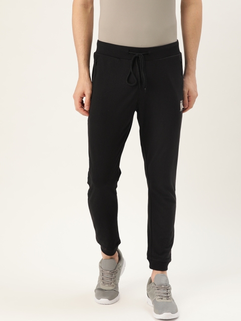 

SINGLE Men Black Solid Straight Fit Joggers
