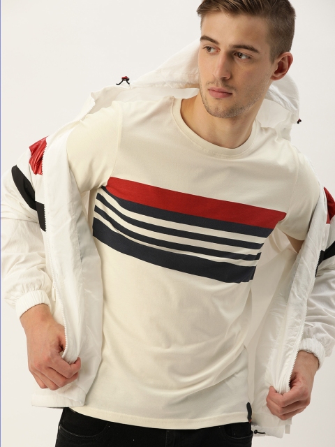 

SINGLE Men Off-White & Navy Blue Striped Slim Fit Round Neck T-shirt