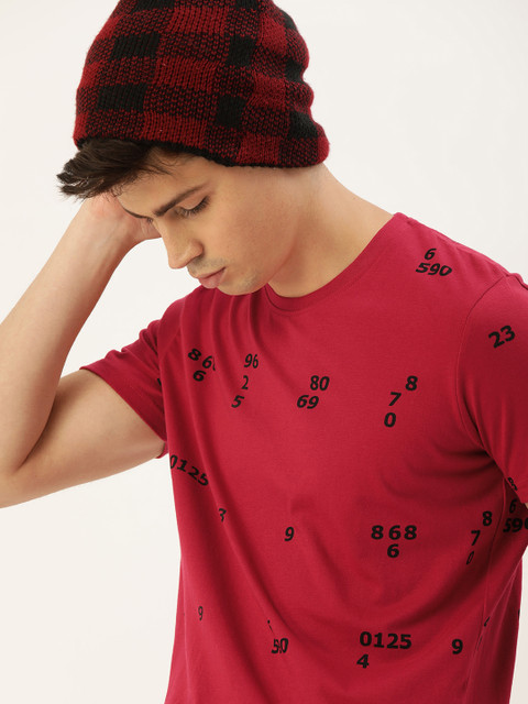

SINGLE Men Red Printed Slim Fit Round Neck Pure Cotton T-shirt