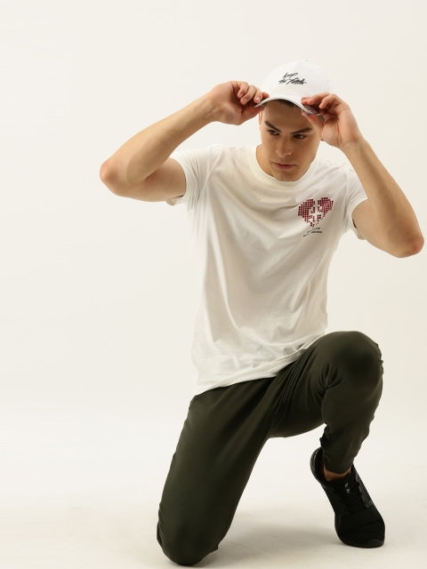

SINGLE Men White Printed Slim Fit Round Neck T-shirt With Printed Detail