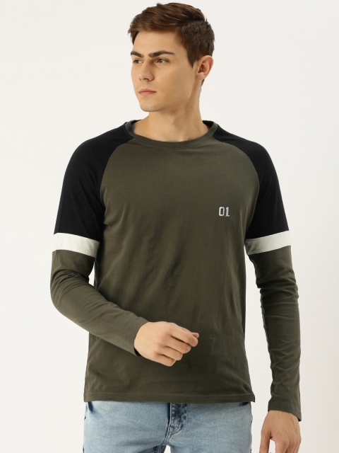 

SINGLE Men Olive Green Solid Round Neck T-shirt